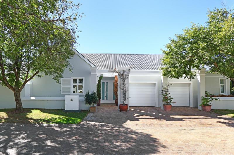 To Let 3 Bedroom Property for Rent in Steenberg Estate Western Cape